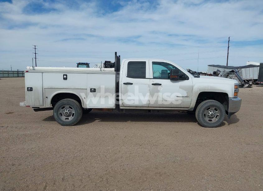 Photo 13 of 2019 Chevrolet Silverado 2500HD WT (VIN 2GB2CREG7K1213291)