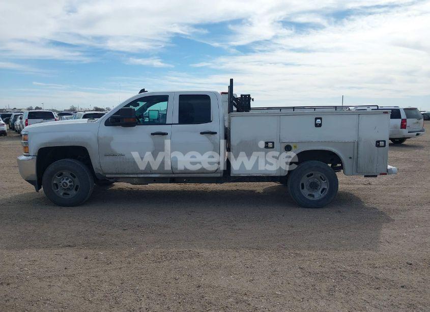 Photo 14 of 2019 Chevrolet Silverado 2500HD WT (VIN 2GB2CREG7K1213291)