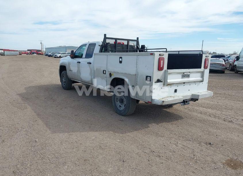Photo 3 of 2019 Chevrolet Silverado 2500HD WT (VIN 2GB2CREG7K1213291)