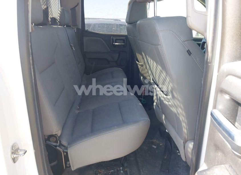 Photo 8 of 2019 Chevrolet Silverado 2500HD WT (VIN 2GB2CREG7K1213291)