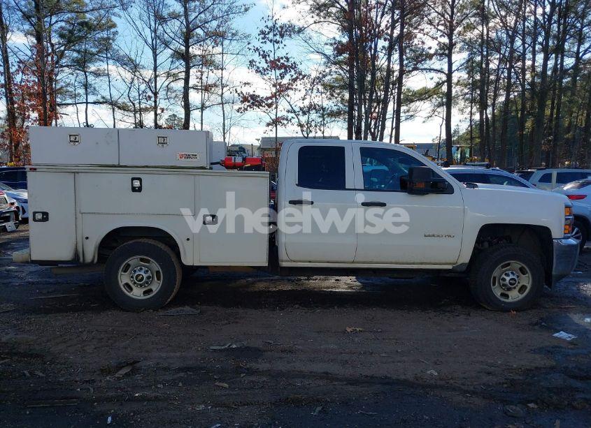 Photo 13 of 2019 Chevrolet Silverado 2500HD WT (VIN 2GB2KREG7K1219823)