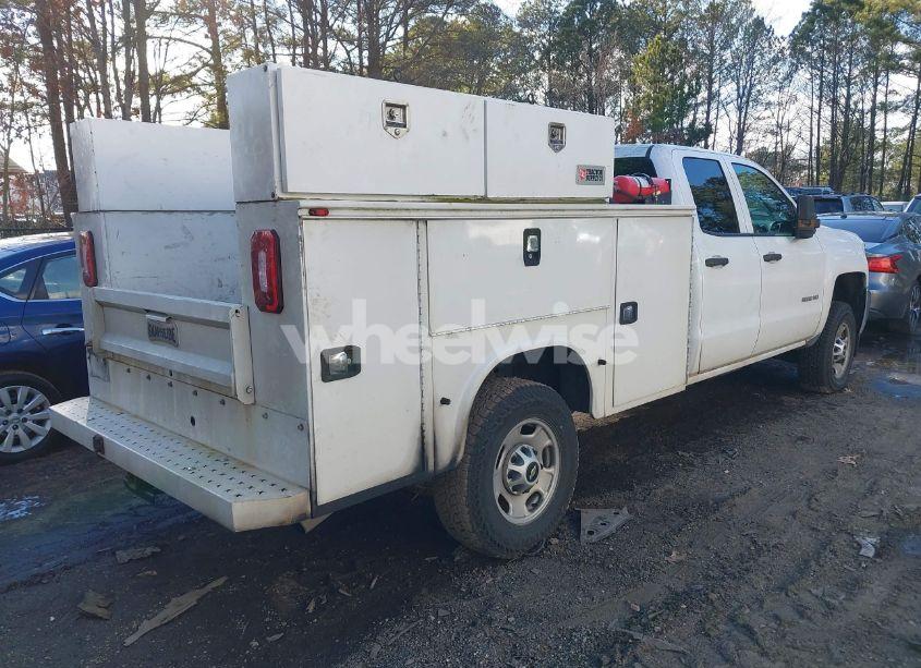 Photo 4 of 2019 Chevrolet Silverado 2500HD WT (VIN 2GB2KREG7K1219823)