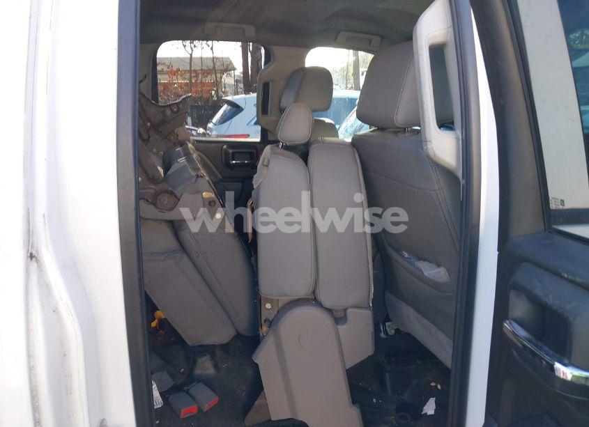 Photo 8 of 2019 Chevrolet Silverado 2500HD WT (VIN 2GB2KREG7K1219823)