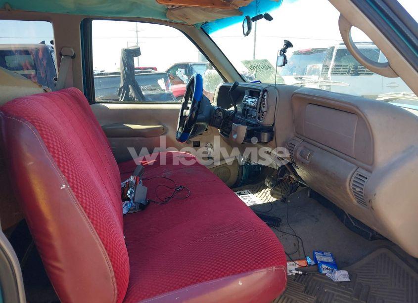 Photo 5 of 1995 Chevrolet Gmt-400 C1500 (VIN 2GBEC19K7S1266506)