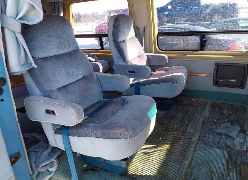 Photo 8 of 1989 Chevrolet G20 (VIN 2GBEG25K6K4110665)