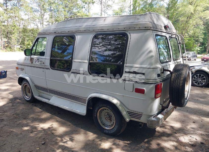 Photo 3 of 1993 Chevrolet G20 (VIN 2GBEG25Z8P4137449)