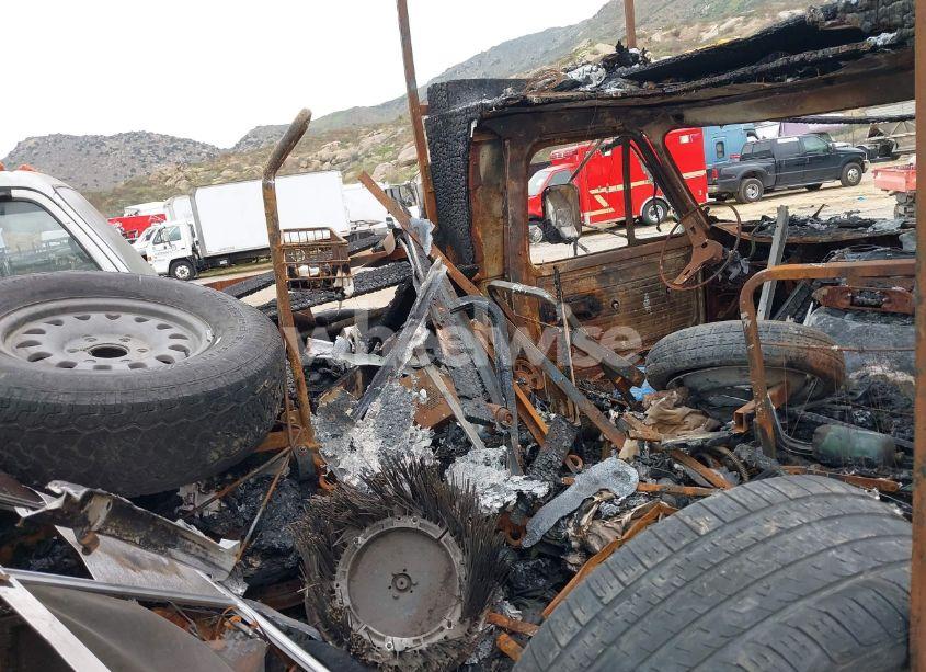 Photo 11 of 1983 Chevrolet G30 (VIN 2GBJG31M1D4164731)