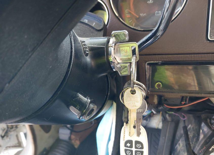 Photo 11 of 1984 Chevrolet G30 (VIN 2GBJG31M7E4119570)