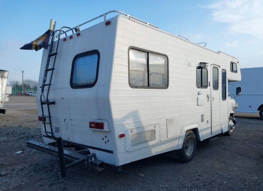 Photo 4 of 1984 Chevrolet G30 (VIN 2GBJG31M7E4119570)