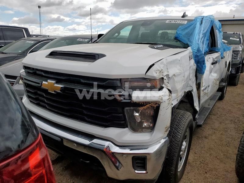 Photo 3 of 2025 CHEVROLET SILVERADO K2500 HEAVY DUTY (VIN 2GC1KLE77S1173169)
