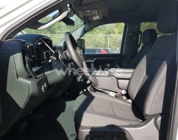 Photo 3 of 2025 CHEVROLET SILVERADO K2500 HEAVY DUTY LT N/A (VIN 2GC1KNE78S1234041)