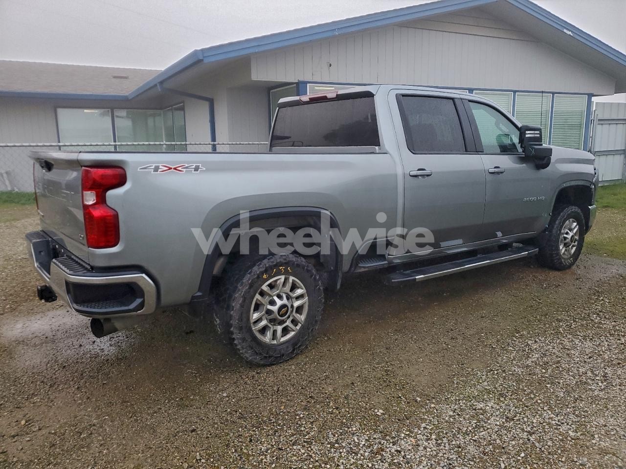 Photo 3 of 2025 CHEVROLET SILVERADO K2500 HEAVY DUTY LT (VIN 2GC1KNEY3S1211873)