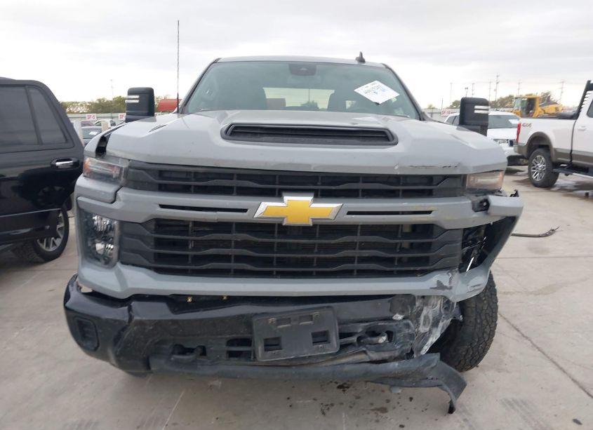 Photo 13 of 2024 Chevrolet Silverado 2500HD 4WD STANDARD BED CUSTOM (VIN 2GC1YME76R1161111)