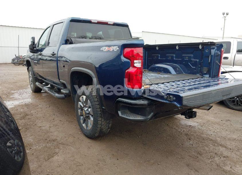 Photo 3 of 2023 Chevrolet Silverado 2500HD 4WD STANDARD BED CUSTOM (VIN 2GC1YME77P1714393)