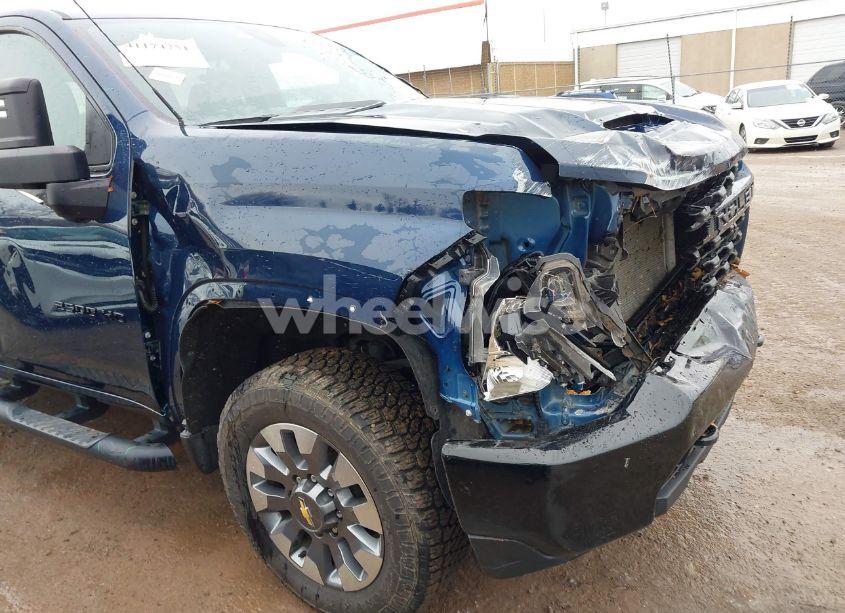 Photo 6 of 2023 Chevrolet Silverado 2500HD 4WD STANDARD BED CUSTOM (VIN 2GC1YME77P1714393)