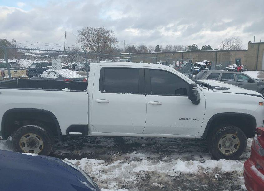 Photo 12 of 2022 Chevrolet Silverado 2500HD 4WD STANDARD BED LT (VIN 2GC1YNEY8N1201293)