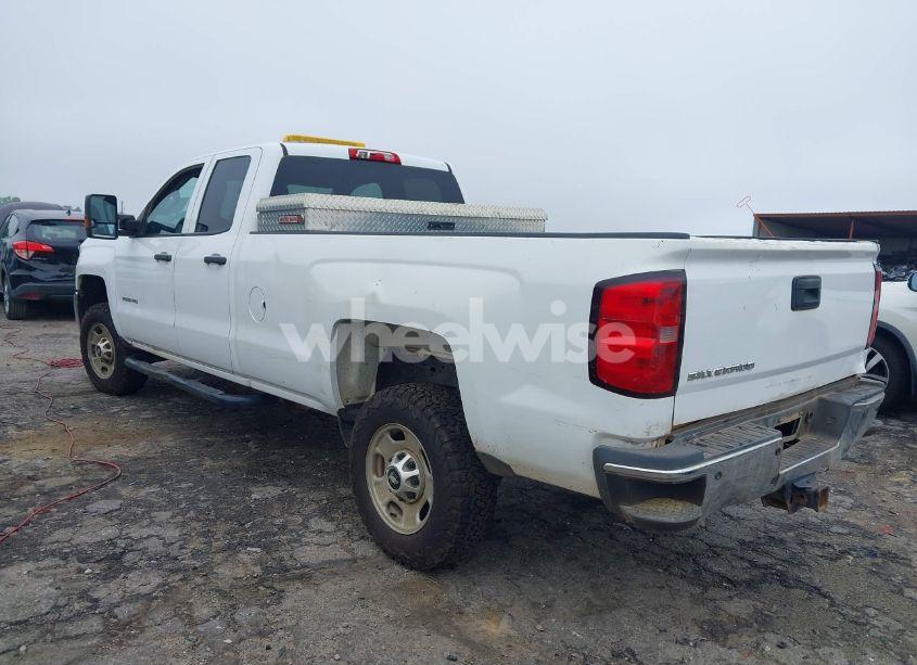 Photo 3 of 2019 Chevrolet Silverado 2500HD WT (VIN 2GC2CREG2K1226543)