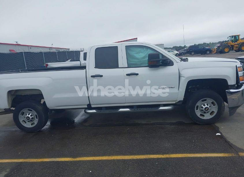Photo 13 of 2019 Chevrolet Silverado 2500HD WT (VIN 2GC2CREG3K1153442)