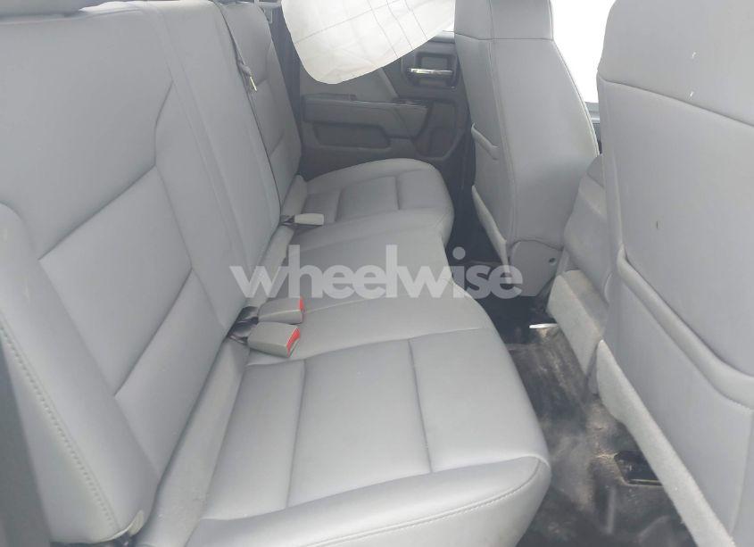 Photo 8 of 2019 Chevrolet Silverado 2500HD WT (VIN 2GC2CREG3K1153442)