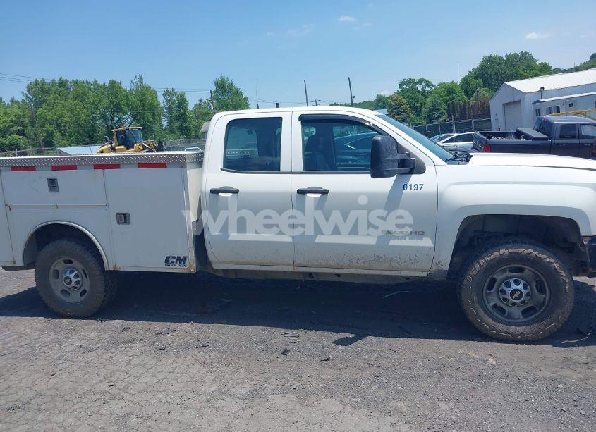 Photo 13 of 2019 Chevrolet Silverado 2500HD WT (VIN 2GC2KREG0K1220243)