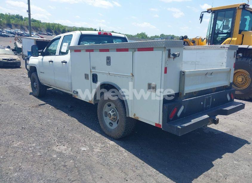 Photo 3 of 2019 Chevrolet Silverado 2500HD WT (VIN 2GC2KREG0K1220243)