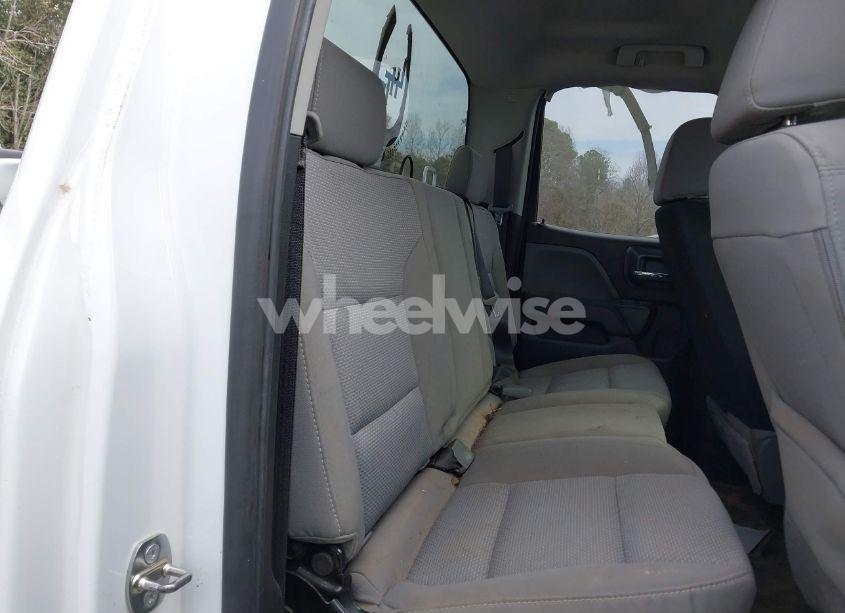 Photo 8 of 2019 Chevrolet Silverado 2500HD WT (VIN 2GC2KREG2K1245015)