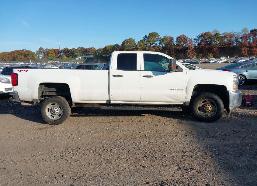 Photo 13 of 2019 Chevrolet Silverado 2500HD WT (VIN 2GC2KREG3K1143884)