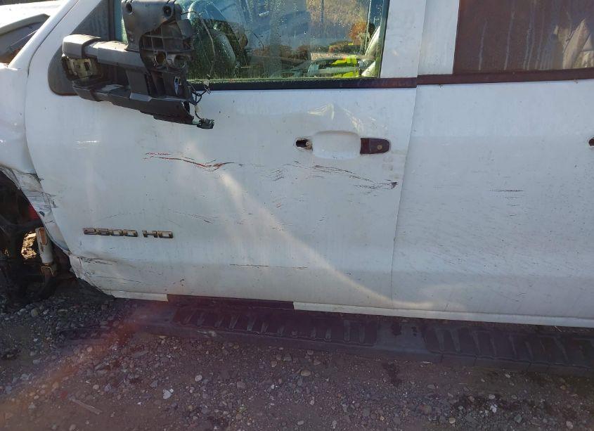 Photo 17 of 2019 Chevrolet Silverado 2500HD WT (VIN 2GC2KREG3K1143884)