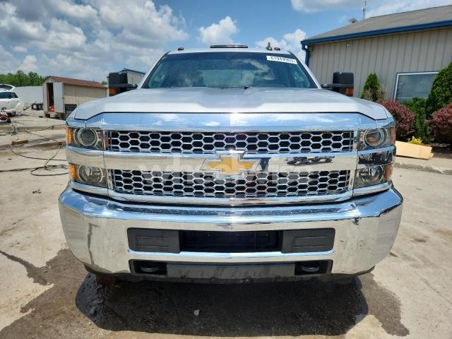 2019 CHEVROLET SILVERADO K2500 HEAVY DUTY (VIN 2GC2KREG4K1125667) main photo