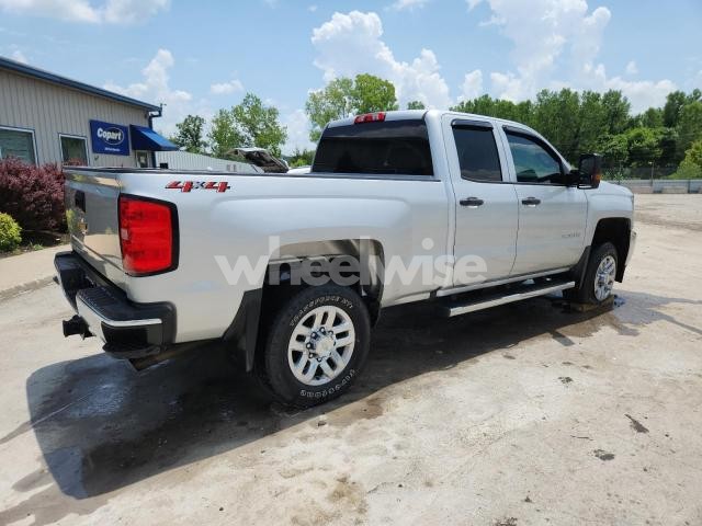 Photo 3 of 2019 CHEVROLET SILVERADO K2500 HEAVY DUTY (VIN 2GC2KREG4K1125667)