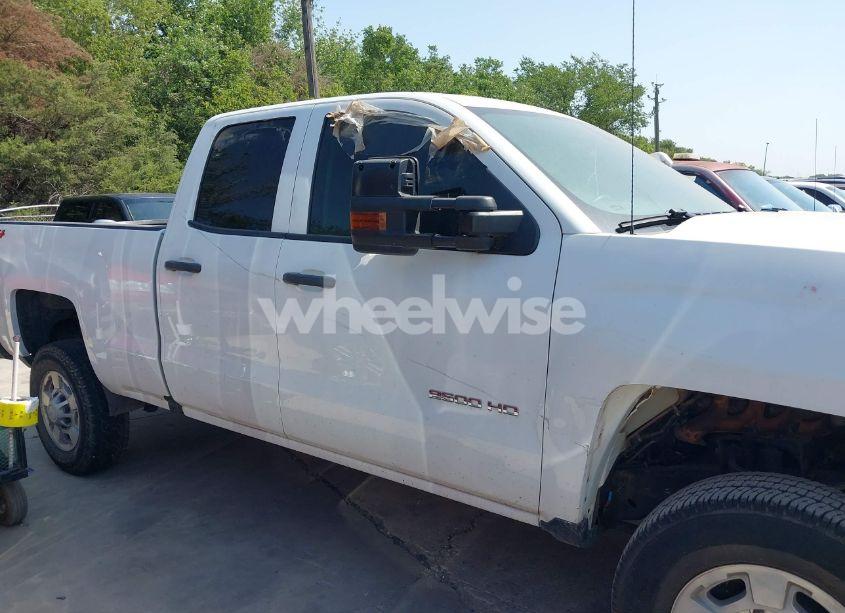Photo 13 of 2019 Chevrolet Silverado 2500HD WT (VIN 2GC2KREG4K1147622)