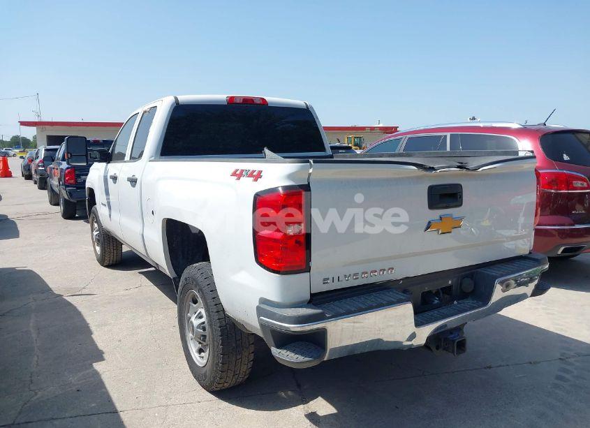 Photo 3 of 2019 Chevrolet Silverado 2500HD WT (VIN 2GC2KREG4K1147622)