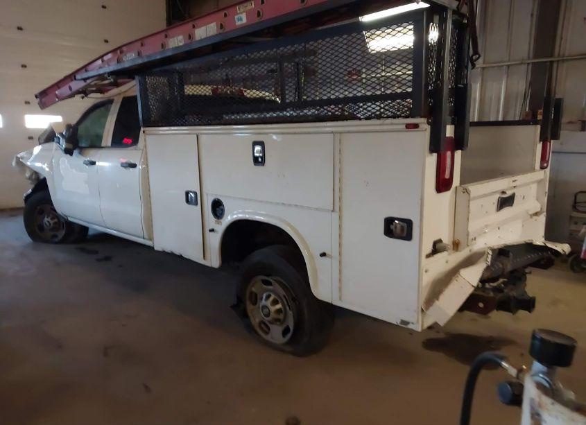 Photo 3 of 2019 Chevrolet Silverado 2500HD WT (VIN 2GC2KREG4K1152562)