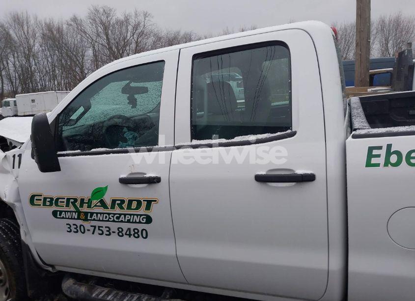 Photo 14 of 2019 Chevrolet Silverado 2500HD WT (VIN 2GC2KREG5K1244375)