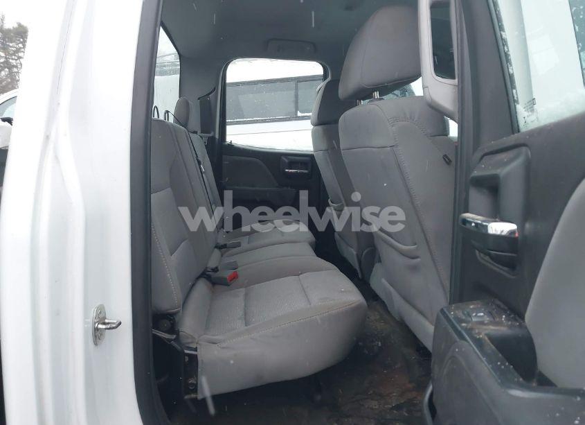 Photo 8 of 2019 Chevrolet Silverado 2500HD WT (VIN 2GC2KREG5K1244375)