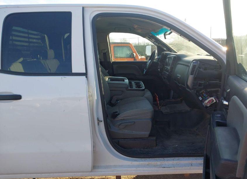 Photo 5 of 2019 Chevrolet Silverado 2500HD WT (VIN 2GC2KREG6K1238584)