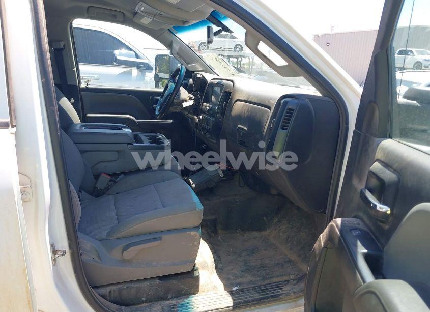 Photo 5 of 2019 Chevrolet Silverado 2500HD WT (VIN 2GC2KREG7K1168996)