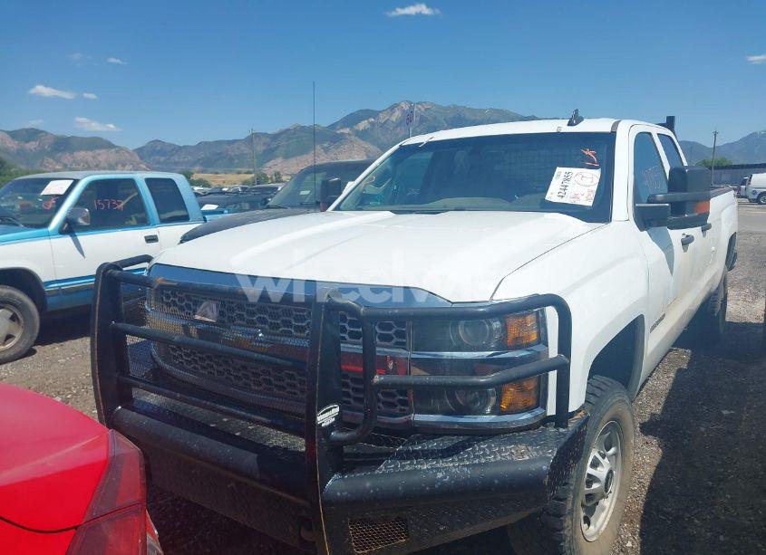 Photo 6 of 2019 Chevrolet Silverado 2500HD WT (VIN 2GC2KREG7K1168996)