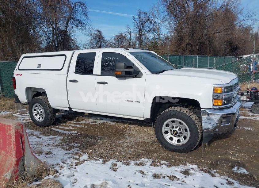 Photo 13 of 2019 Chevrolet Silverado 2500HD WT (VIN 2GC2KREG8K1172524)