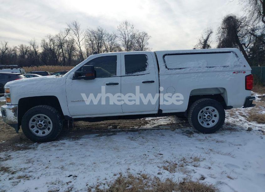Photo 14 of 2019 Chevrolet Silverado 2500HD WT (VIN 2GC2KREG8K1172524)