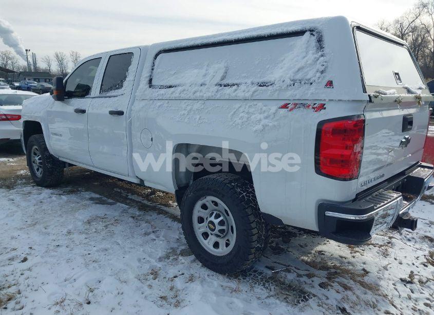 Photo 3 of 2019 Chevrolet Silverado 2500HD WT (VIN 2GC2KREG8K1172524)