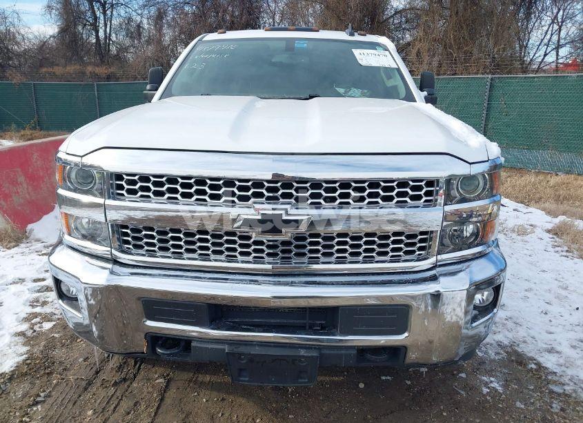 Photo 6 of 2019 Chevrolet Silverado 2500HD WT (VIN 2GC2KREG8K1172524)