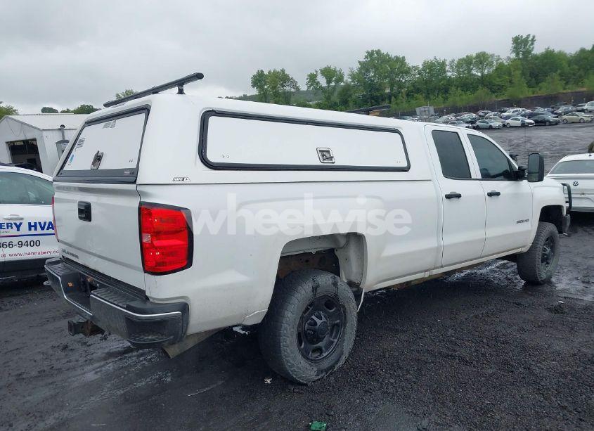Photo 4 of 2019 Chevrolet Silverado 2500HD WT (VIN 2GC2KREG8K1223889)