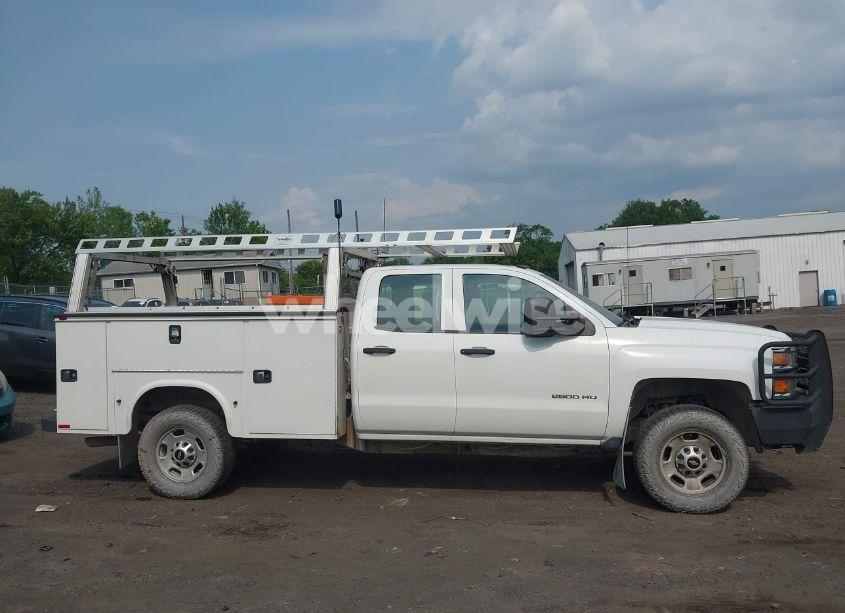 Photo 13 of 2019 Chevrolet Silverado 2500HD WT (VIN 2GC2KREG9K1156896)