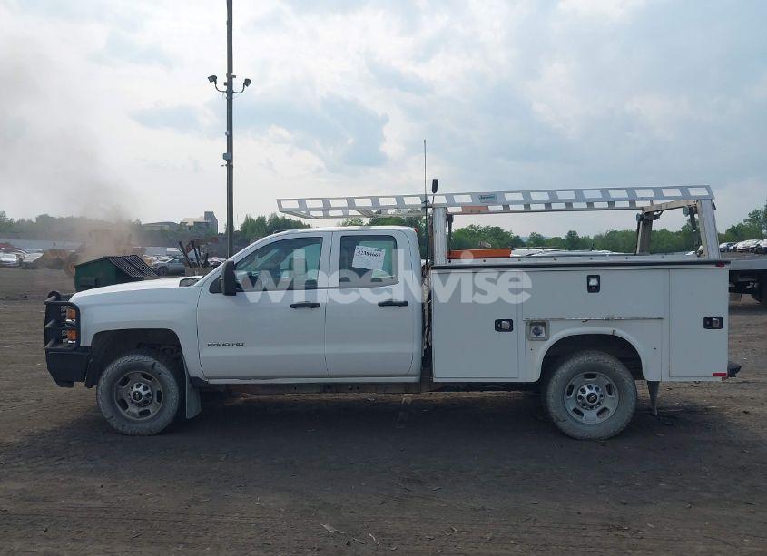 Photo 14 of 2019 Chevrolet Silverado 2500HD WT (VIN 2GC2KREG9K1156896)