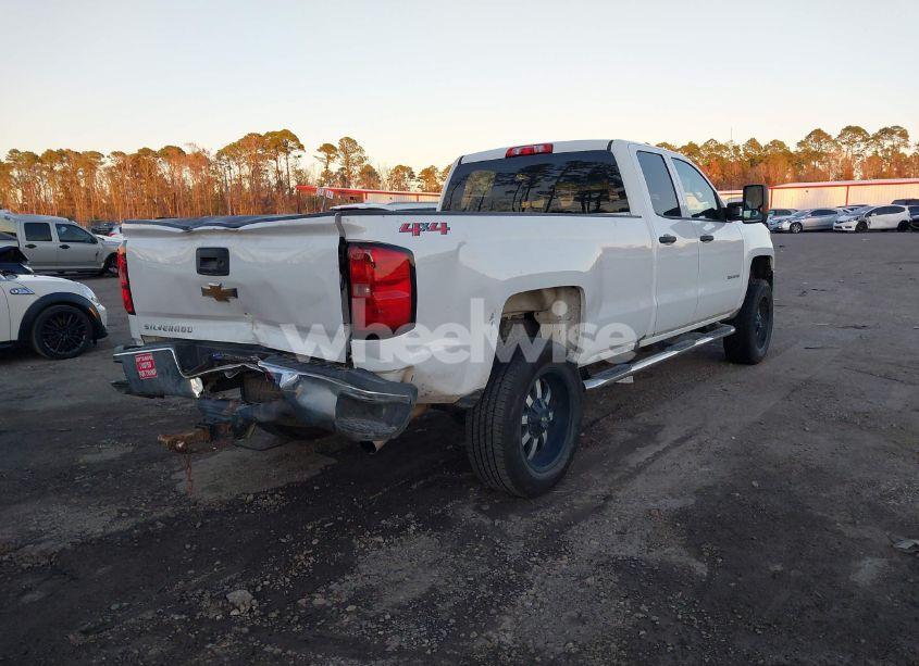 Photo 4 of 2019 Chevrolet Silverado 2500HD WT (VIN 2GC2KREGXK1138911)