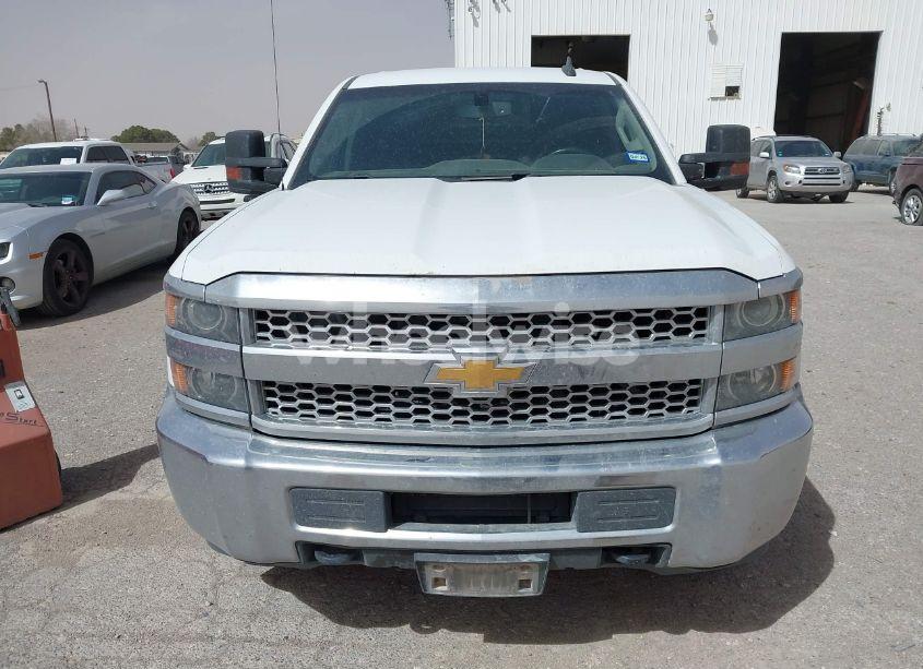 Photo 12 of 2019 Chevrolet Silverado 2500HD LT (VIN 2GC2KSEG0K1159905)