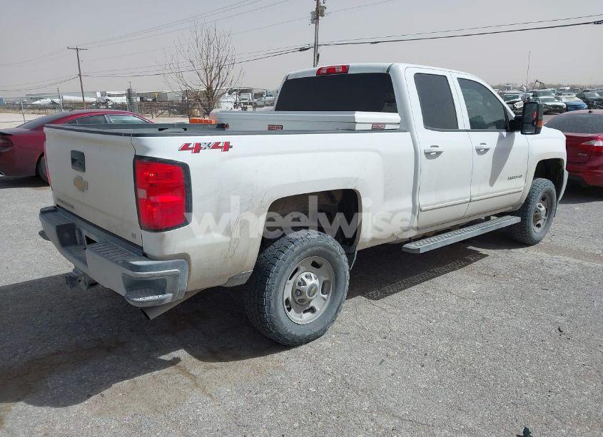 Photo 4 of 2019 Chevrolet Silverado 2500HD LT (VIN 2GC2KSEG0K1159905)