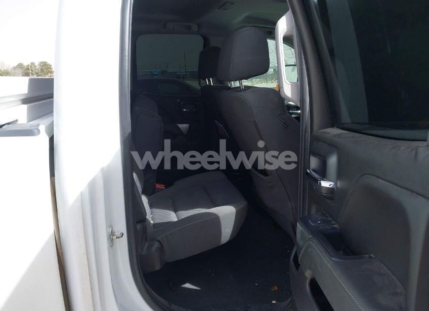 Photo 8 of 2019 Chevrolet Silverado 2500HD LT (VIN 2GC2KSEG0K1159905)