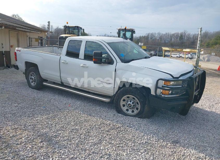 2019 Chevrolet Silverado 2500HD LT (VIN 2GC2KSEG8K1170103) main photo